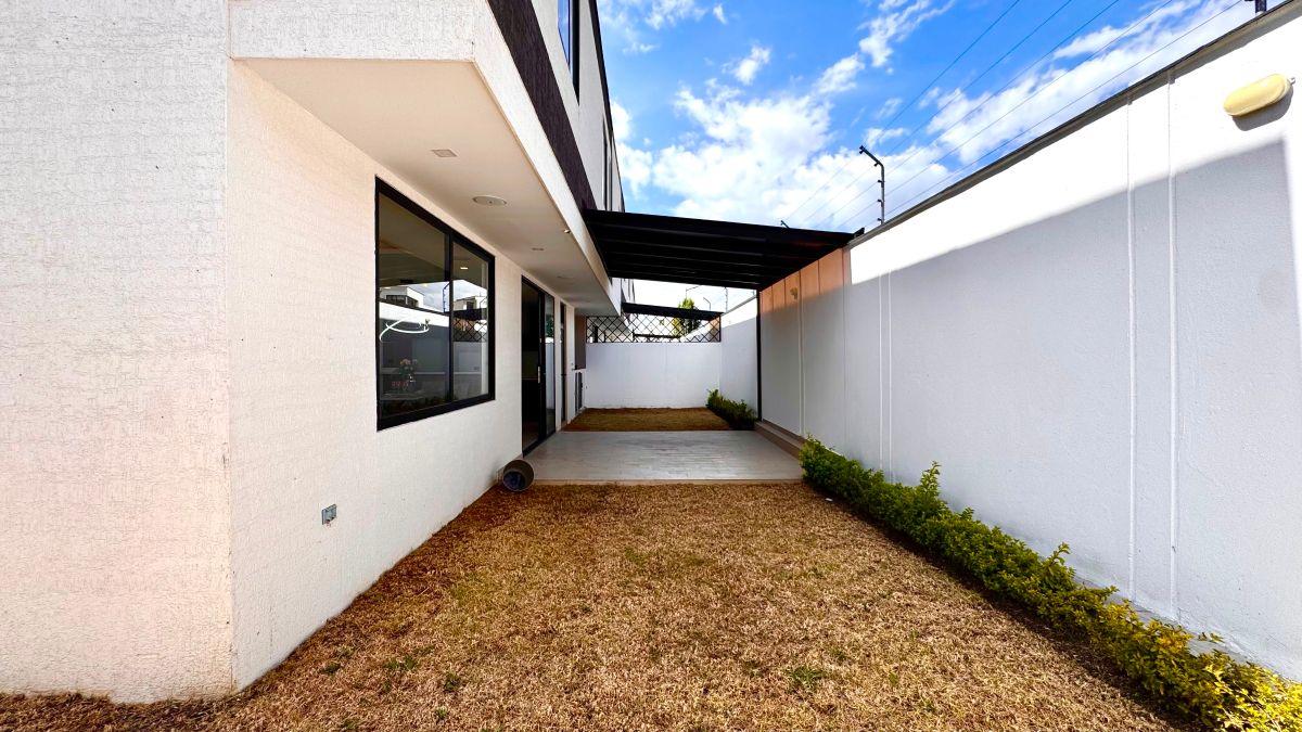 Se Vende Casa por Estrenar Tumbaco — imagen 4