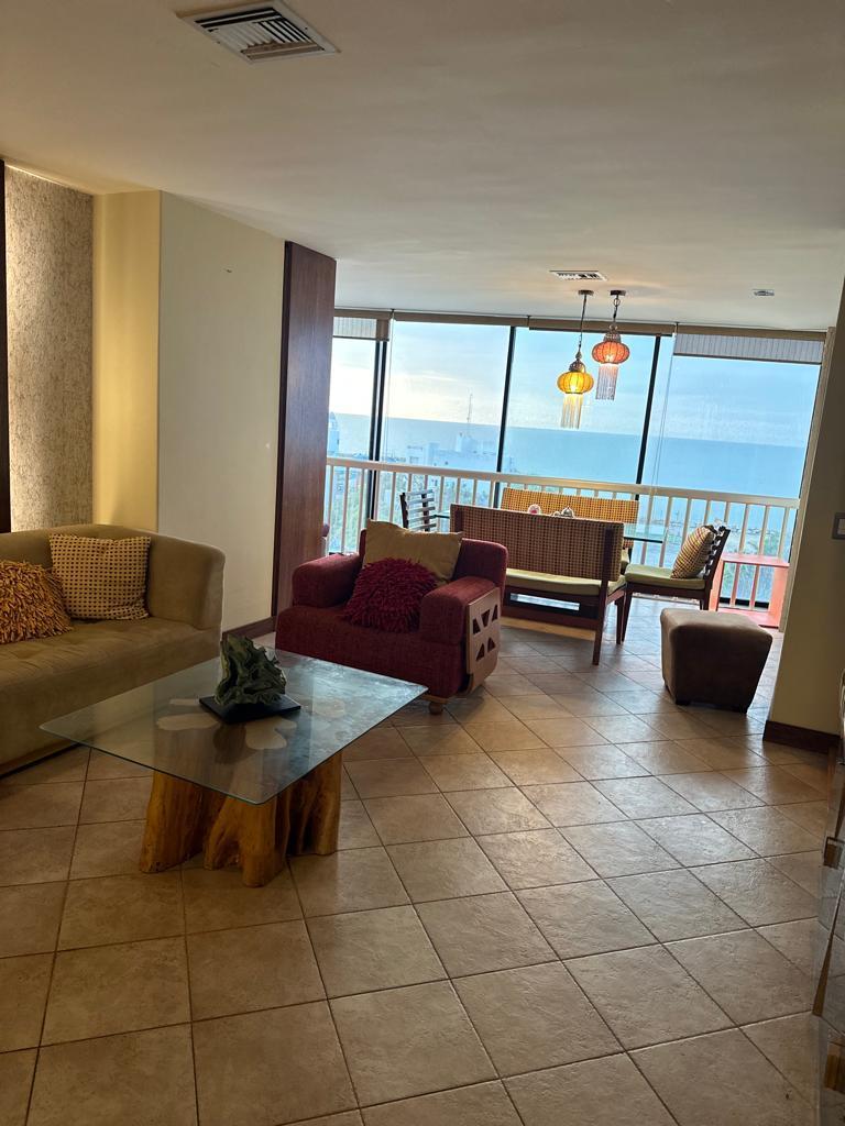 Departamento de 108 m² con 3 Dorm. Frente Al Mar en Venta en Punta Blanca — imagen 6