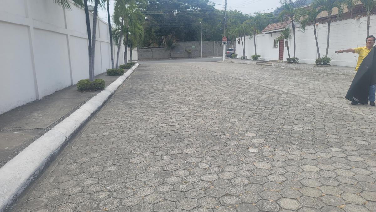 En Venta Exclusivo Terreno - Torres del Salado 1 - Via La Costa - Mae. Recalde, Guayas — imagen 9