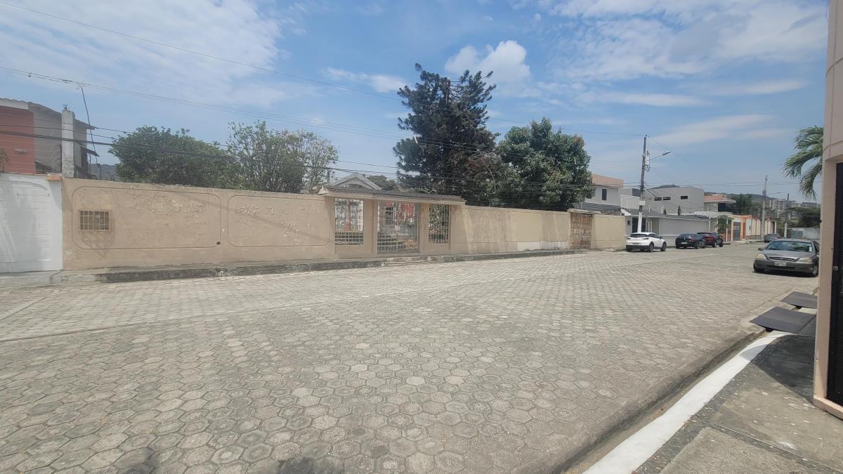 En Venta Exclusivo Terreno - Torres del Salado 1 - Via La Costa - Mae. Recalde, Guayas — imagen 3