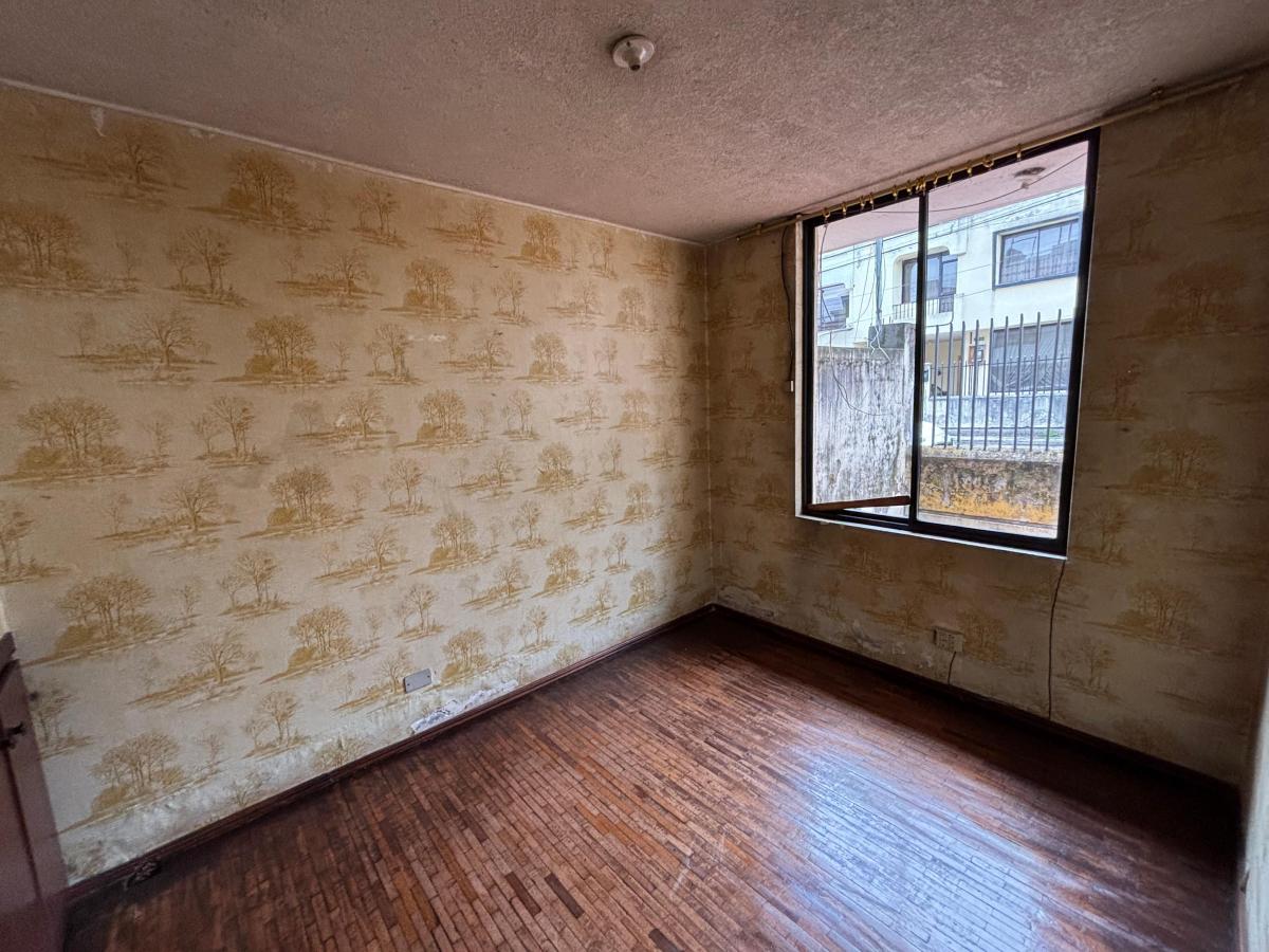Casa en Venta a Remodelar Dentro de Conjunto - Sector de Las Casas — imagen 4