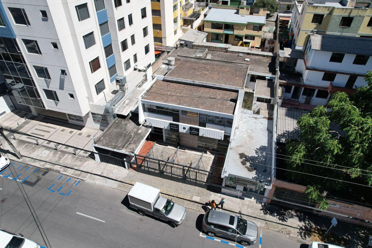 Vendo Amplia Propiedad Comercial Sector Cc. El Jardin — imagen 5