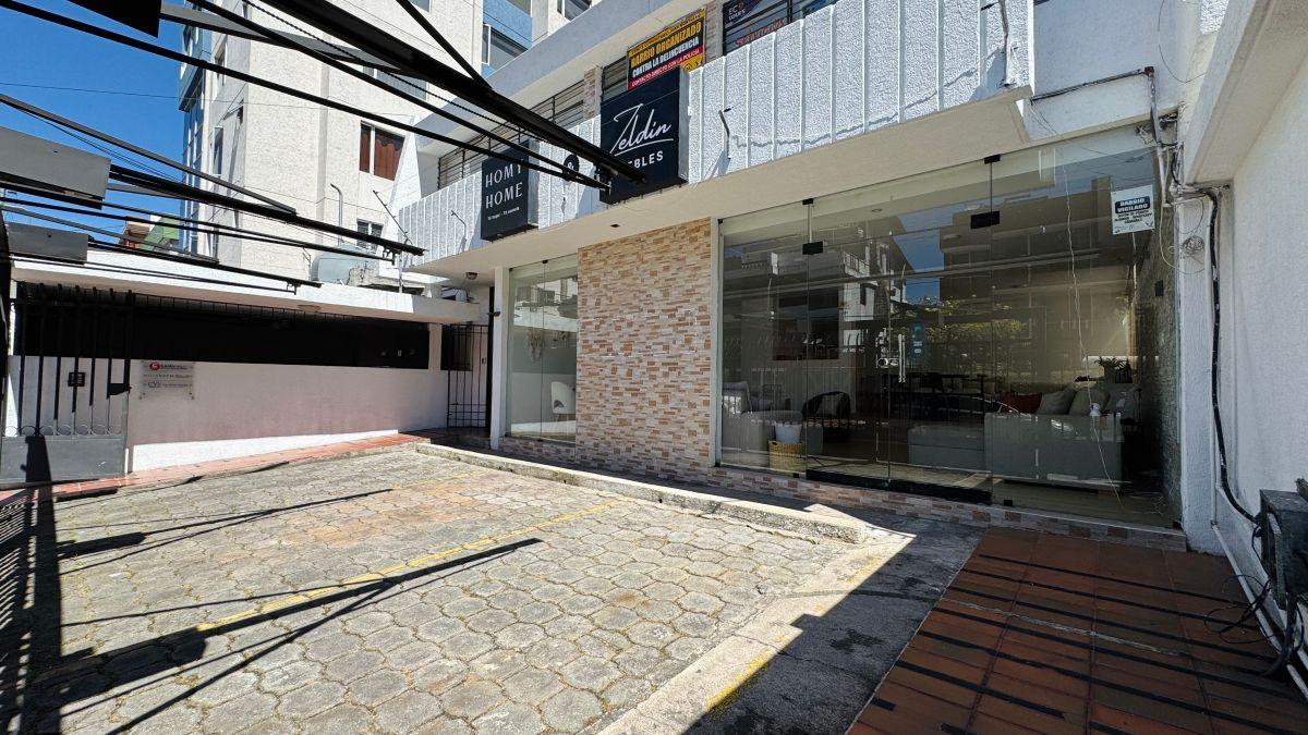 Vendo Amplia Propiedad Comercial Sector Cc. El Jardin — imagen 4