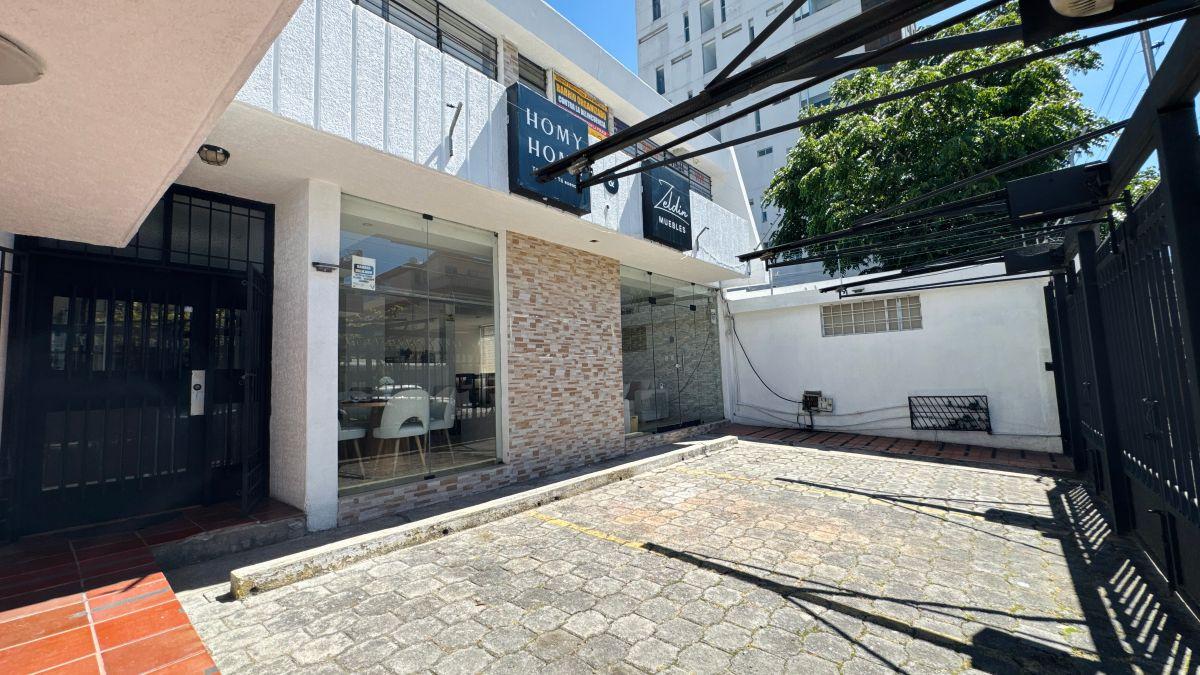 Vendo Amplia Propiedad Comercial Sector Cc. El Jardin — imagen 3