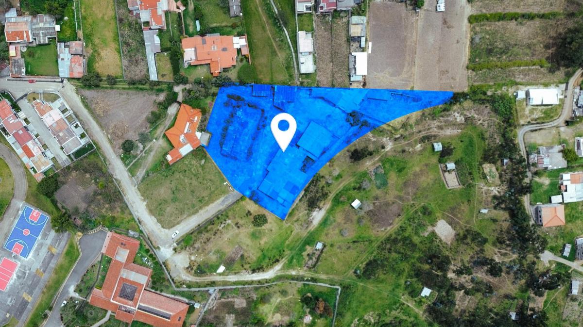 Amplio Terreno en Venta, Sector Ricaurte, Cuenca, Azuay — imagen 4