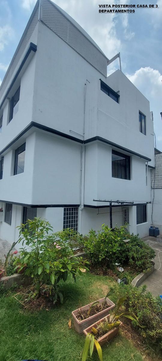 Casa en Venta de 3 Pisos Norte de Quito — imagen 9