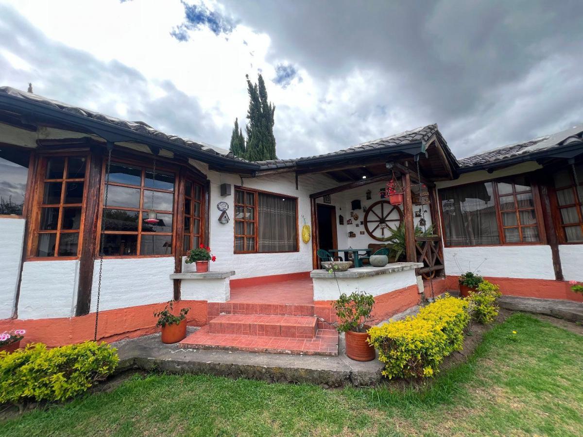 Casa de Una Planta en Venta, Valle de Los Chillos, Sector San Juan de Dios con Amplio Jardin — imagen 6