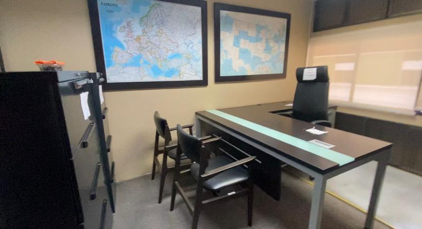 Empresa Multinacional Vende Oficina en Av 9 de Ocrtubre, Guayas — imagen 9