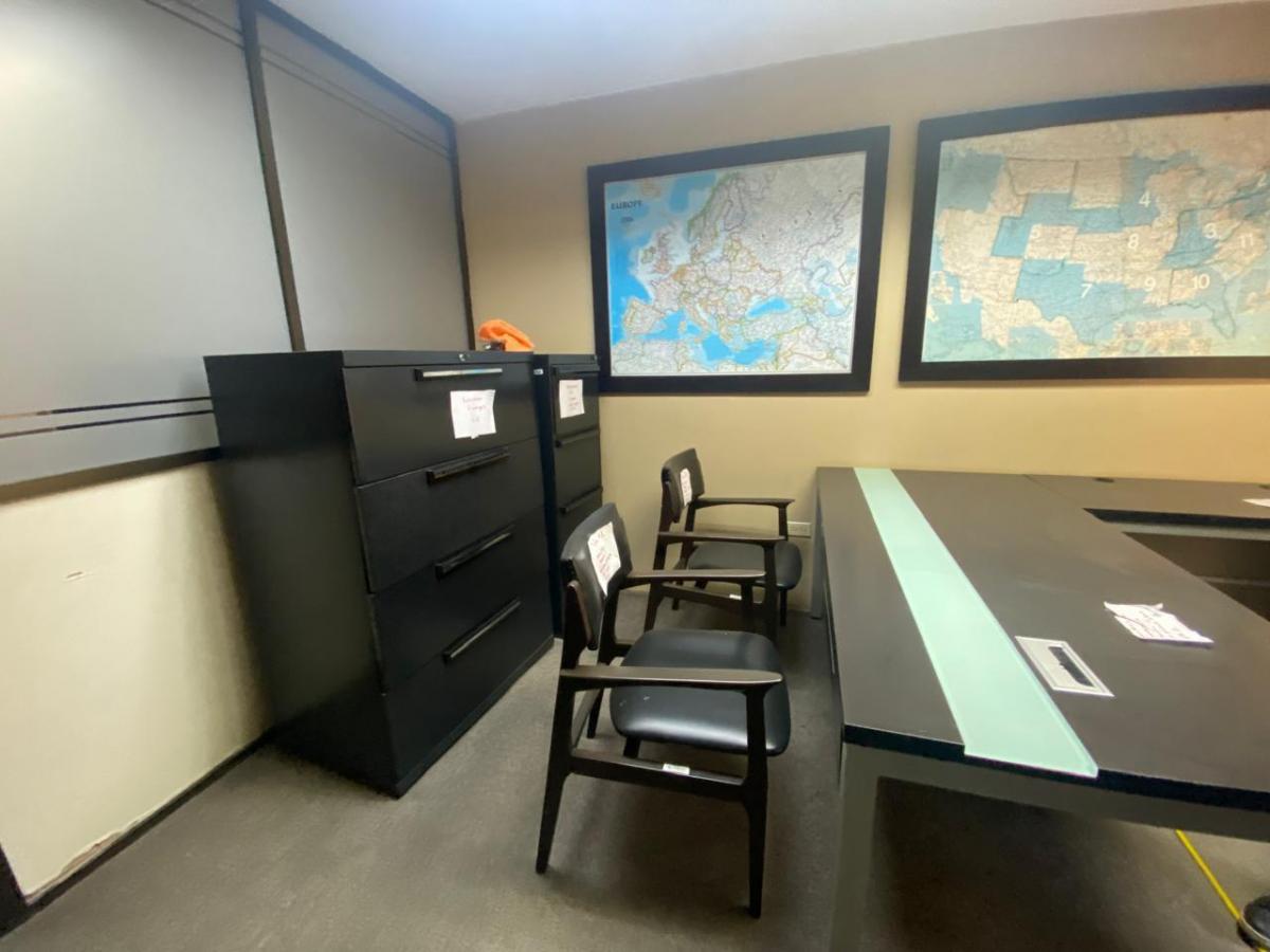 Empresa Multinacional Vende Oficina en Av 9 de Ocrtubre, Guayas — imagen 8