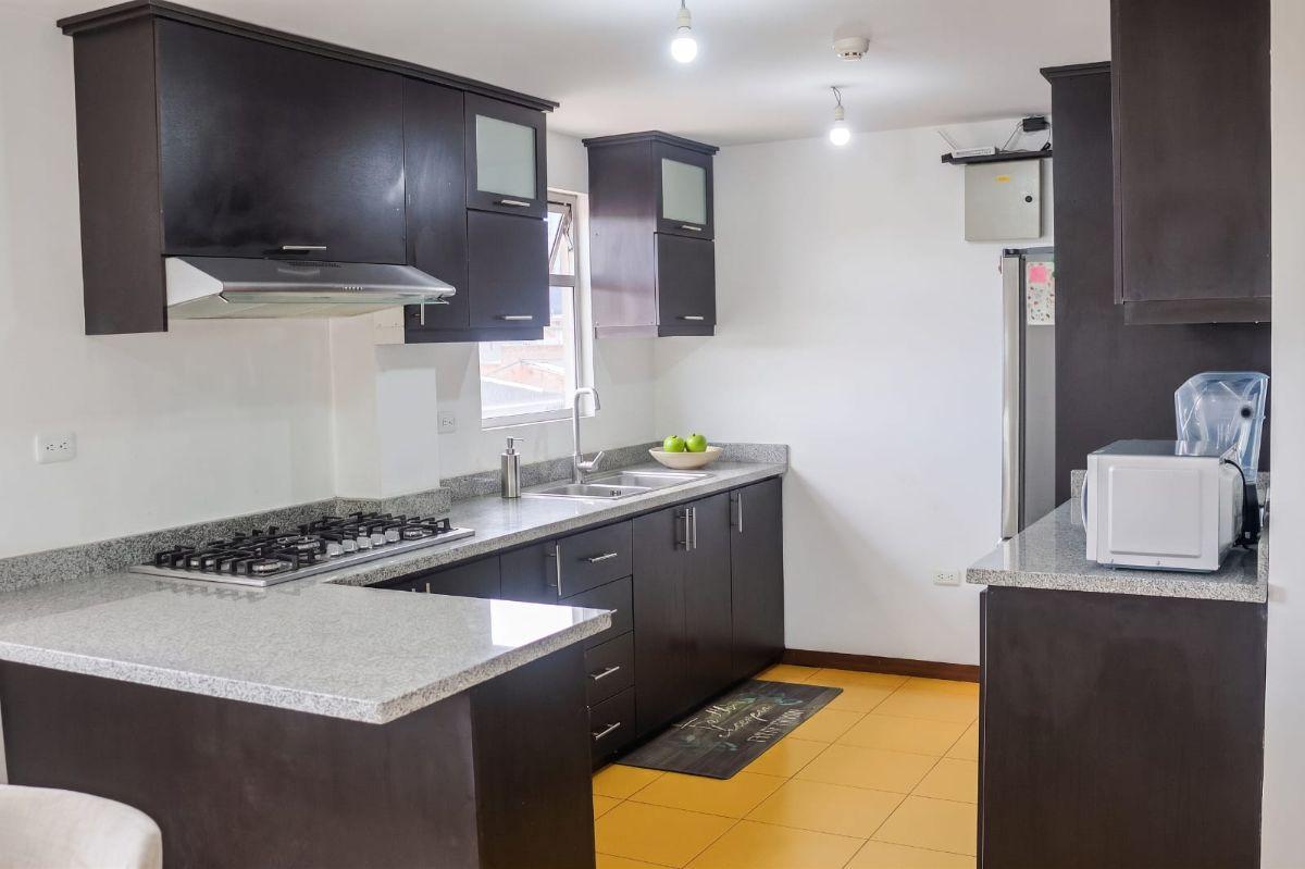 Departamento Duplex de Venta Sector San Blas, Azuay — imagen 7