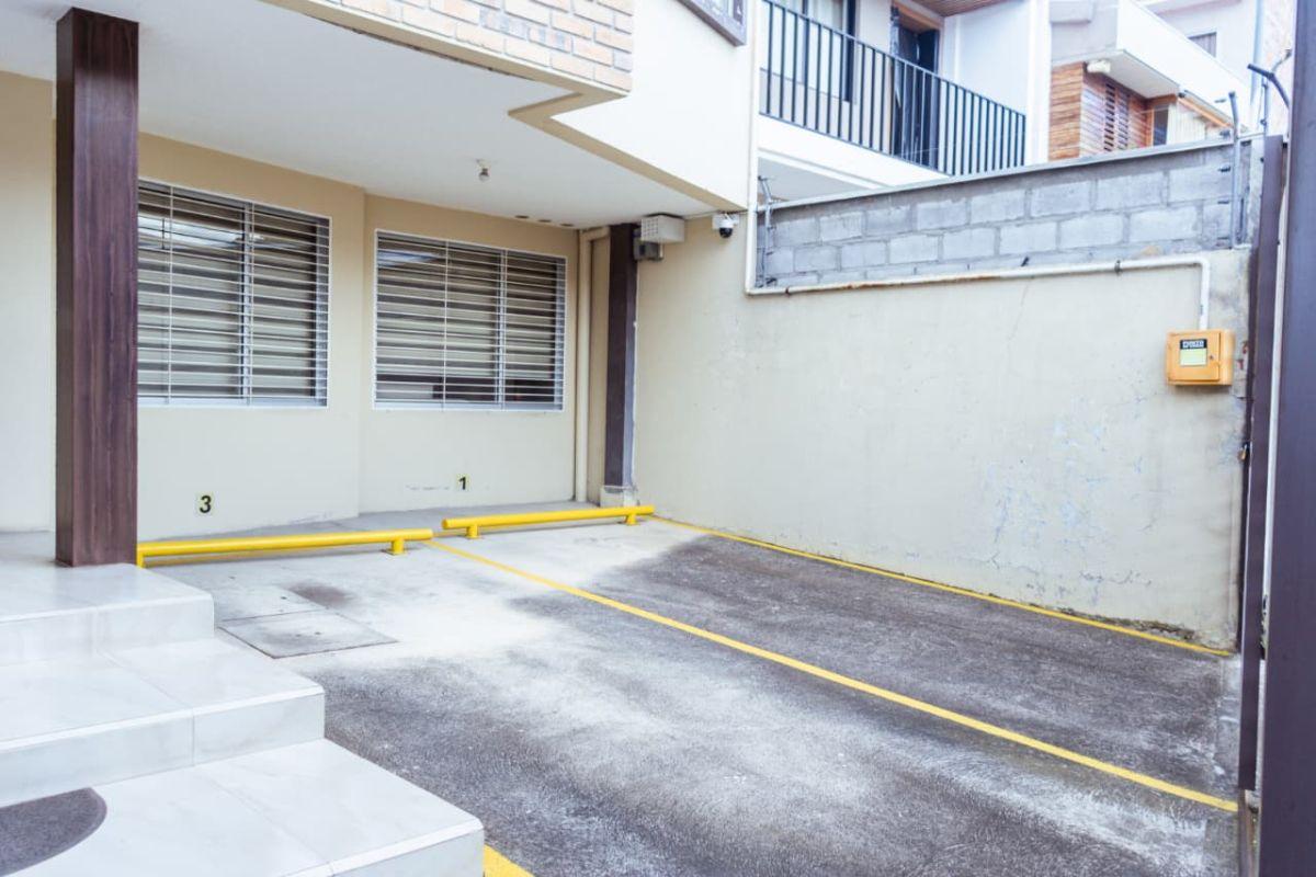 Departamento Duplex de Venta Sector San Blas, Azuay — imagen 2