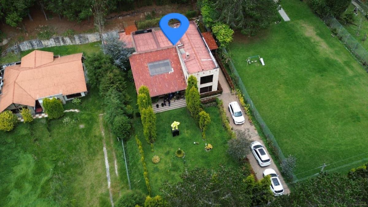 Villa de Venta, Sector Tarqui, Azuay — imagen 9