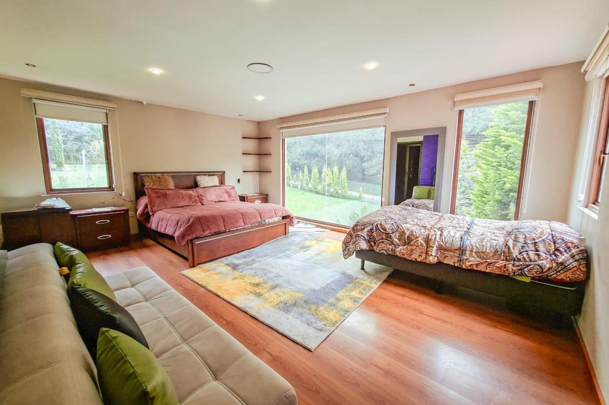 Villa de Venta, Sector Tarqui, Azuay — imagen 2