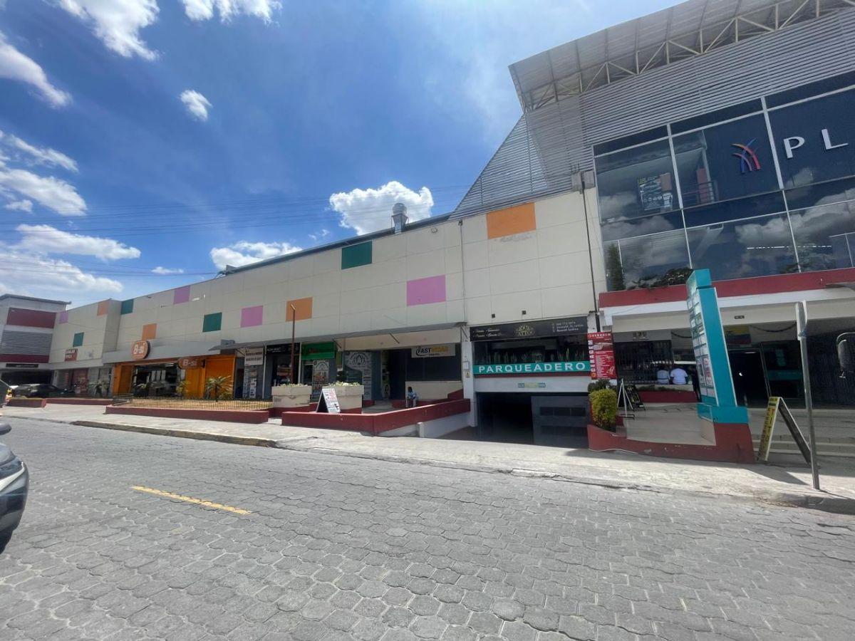 Local Comercial en Venta Plaza Real Calderon — imagen 2