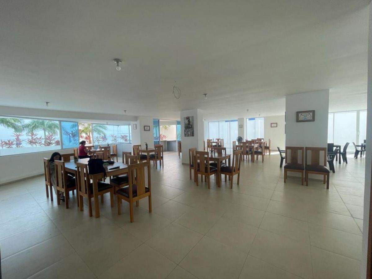 Vendo Local Comercial Frente Al Mar Junto Al Diamond Beach en Tonsupa — imagen 9