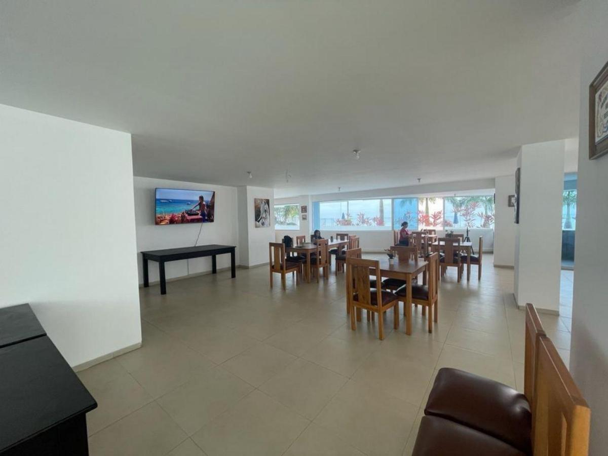Vendo Local Comercial Frente Al Mar Junto Al Diamond Beach en Tonsupa — imagen 8