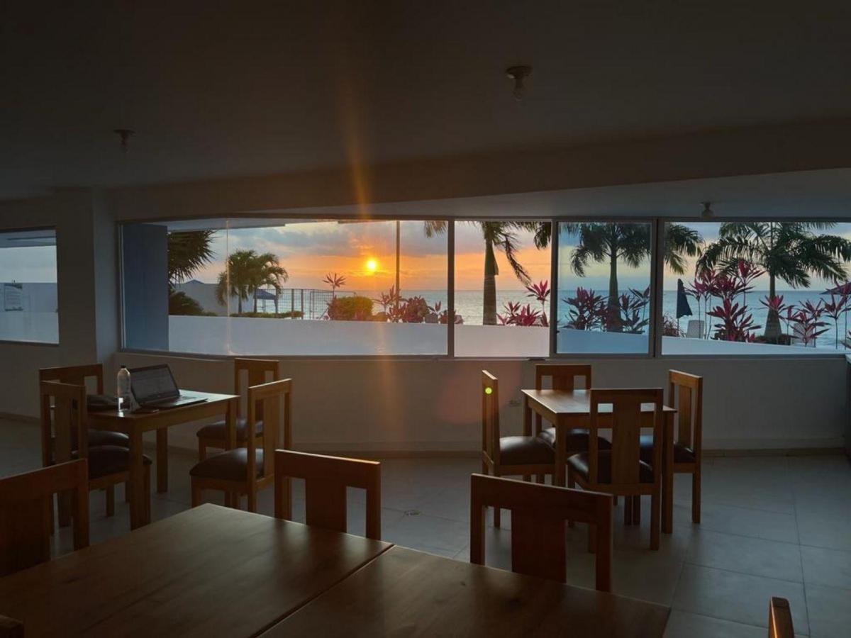 Vendo Local Comercial Frente Al Mar Junto Al Diamond Beach en Tonsupa — imagen 4