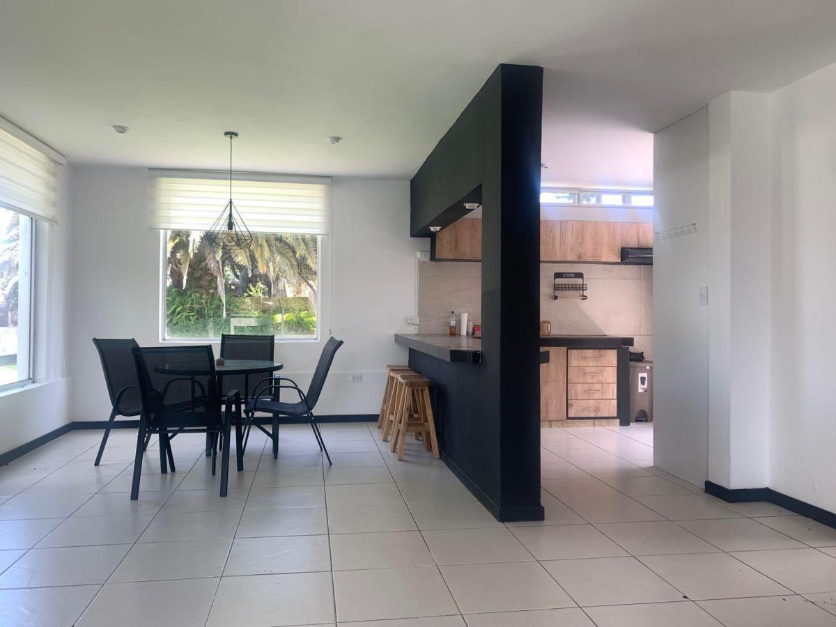 Venta Casa con Terreno 800 m Sector Pifo — imagen 2