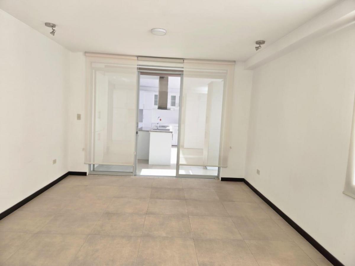 Departamento con Estudio Independiente — imagen 8