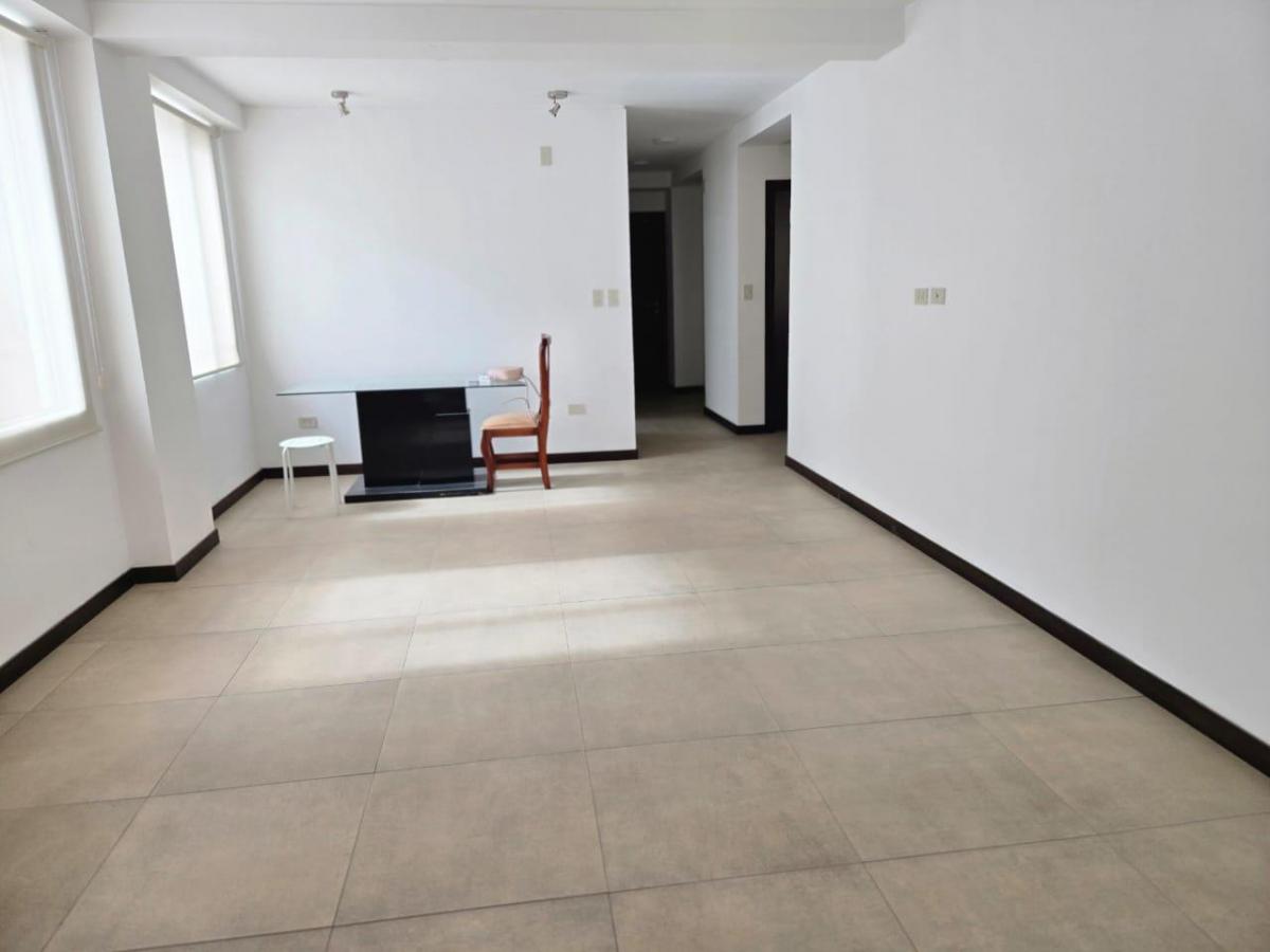 Departamento con Estudio Independiente — imagen 7