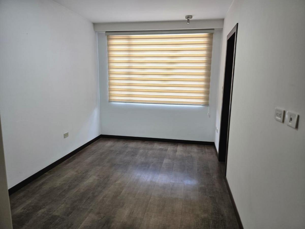 Departamento con Estudio Independiente — imagen 2