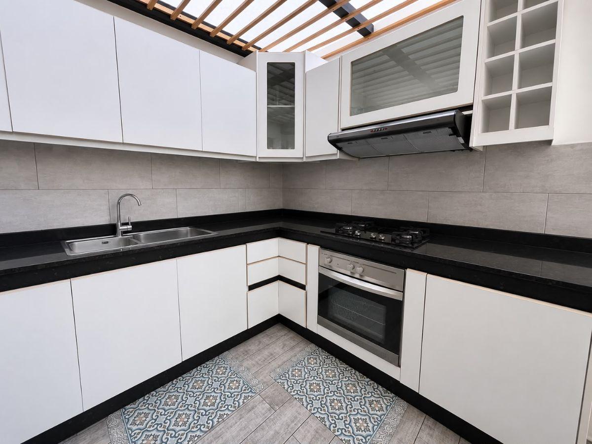 Vendo Dep 3 Dorm 130 m² Cerrados Patio - Piscina - Amagasi del Inca Sector Embajada Americana — imagen 9