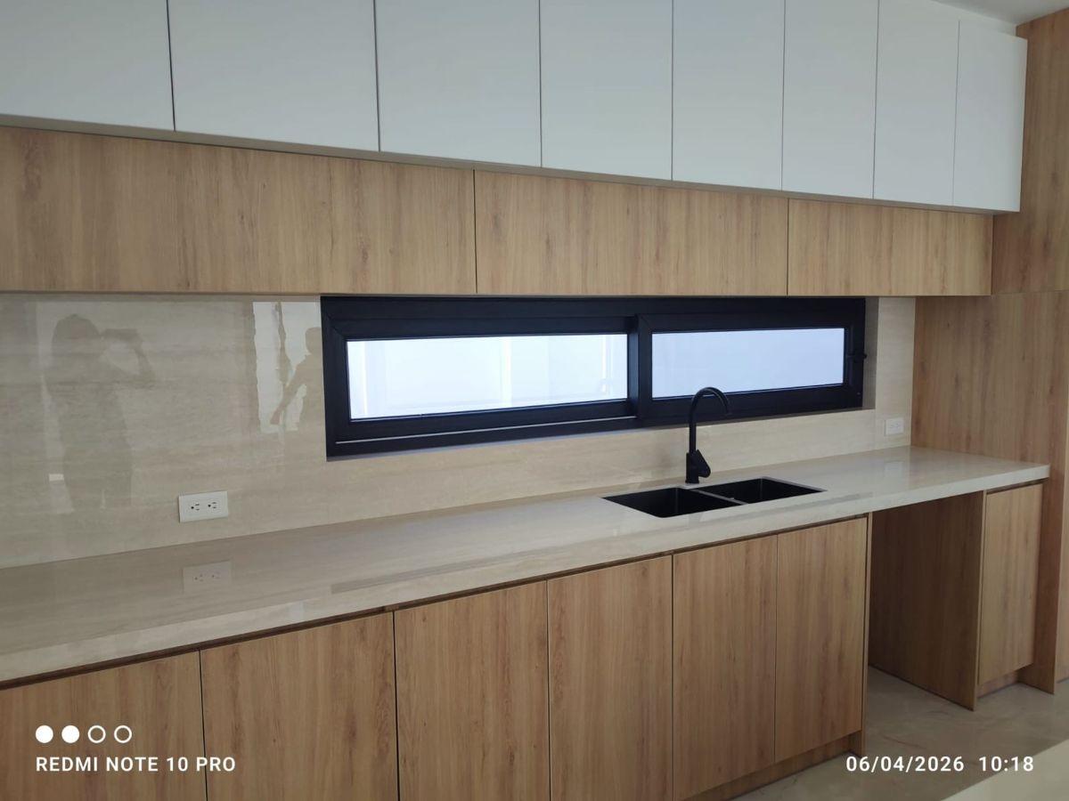 Casa de Venta en Manta Zona Sur, Manabí — imagen 7