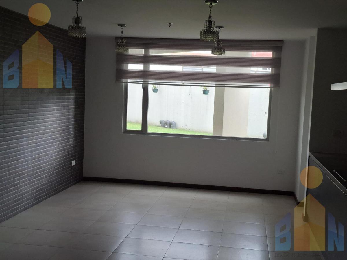 Venta Departamento 2 Habitaciones, estudio Terraza Monteserrin — imagen 5
