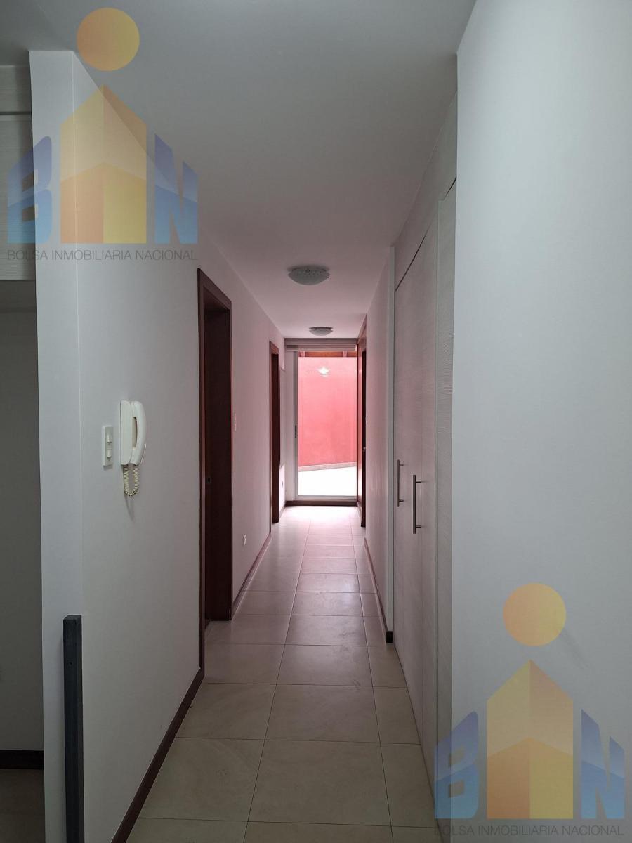 Venta Departamento 2 Habitaciones, estudio Terraza Monteserrin — imagen 3
