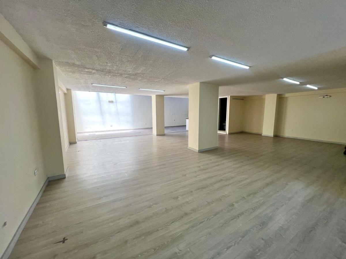 Mv - Sector La Carolina y Atahualpa Local Comercial en Venta de 105 m² — imagen 8