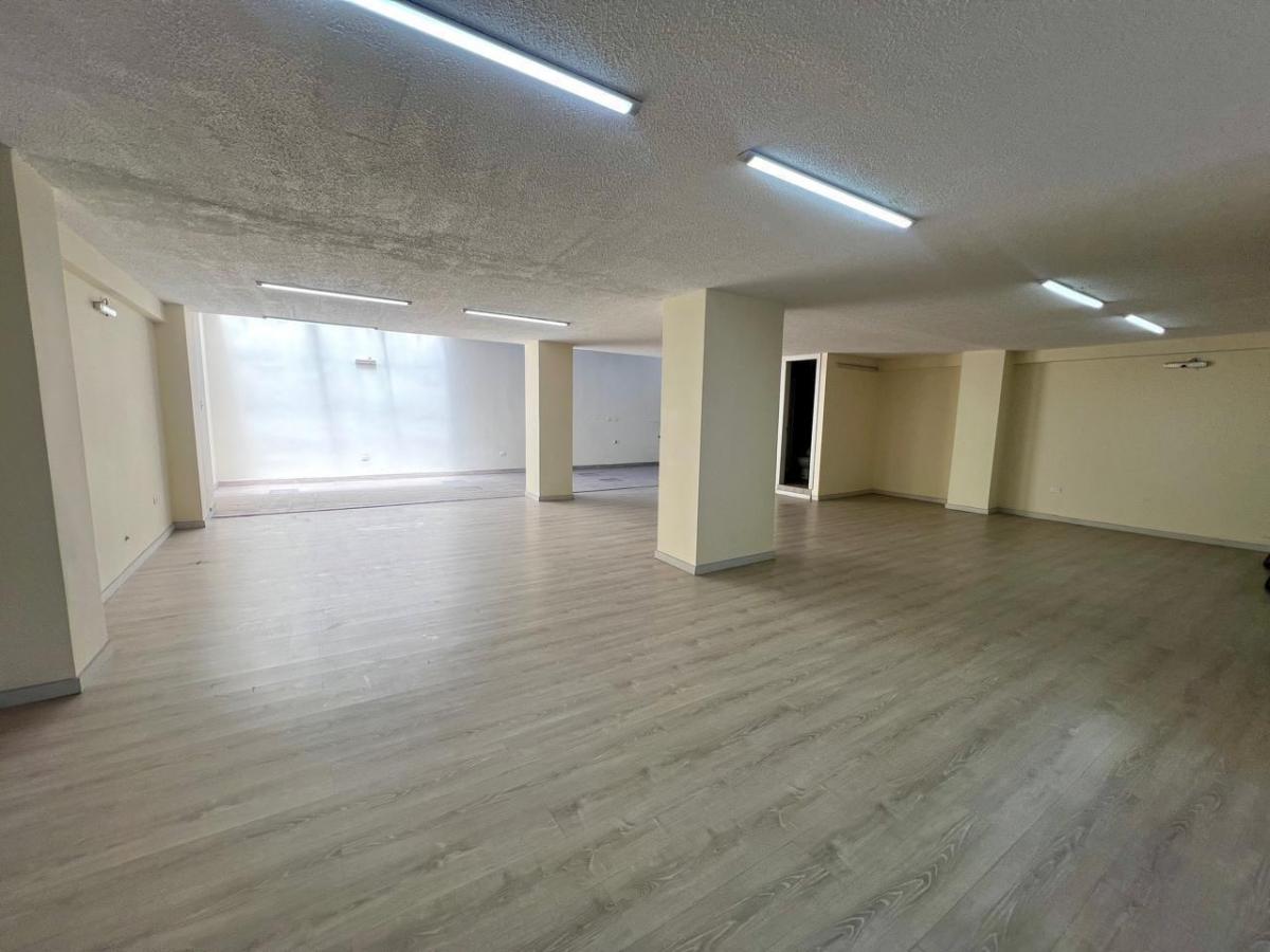 Mv - Sector La Carolina y Atahualpa Local Comercial en Venta de 105 m² — imagen 7
