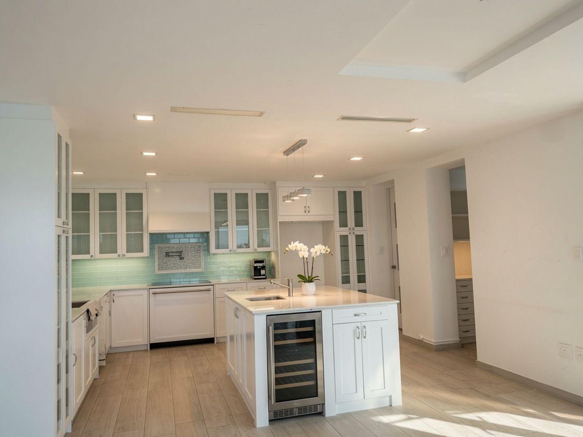 Exclusiva Casa Frente Al Mar de Venta en Marinablue Manta! Vista! Piscina!, Manabí — imagen 6