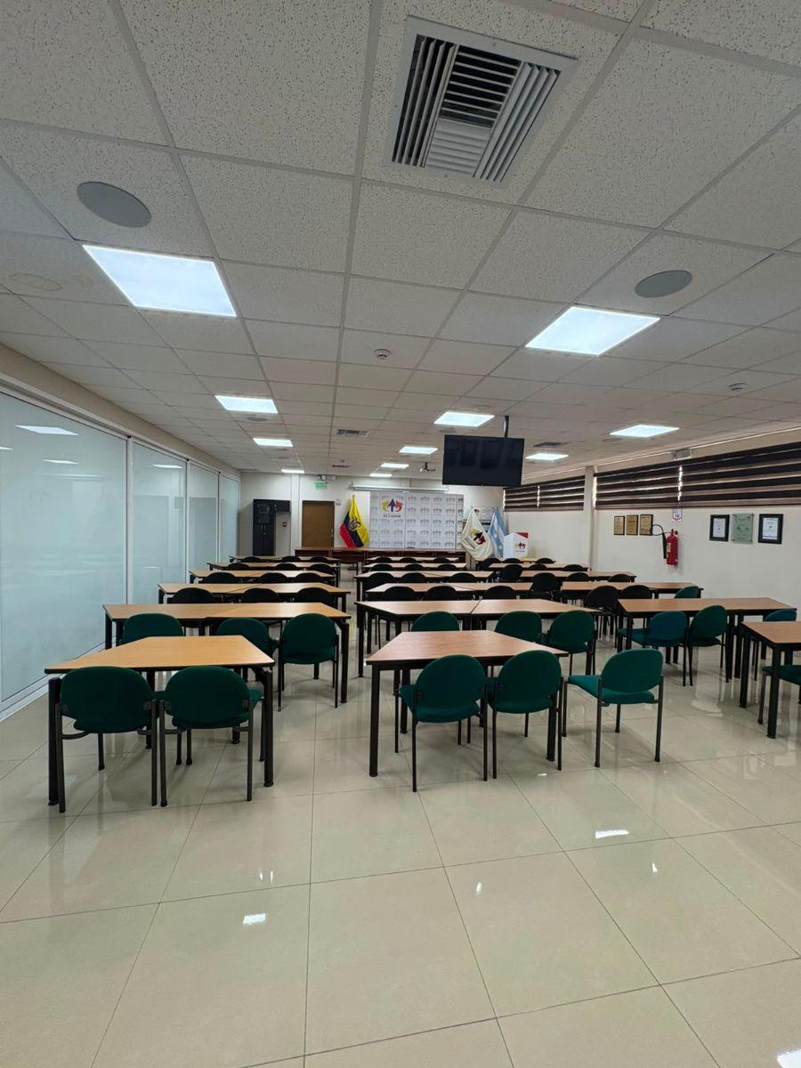 Se Vende Edificio Comercial en El Sector Kennedy Nueva, Guayas — imagen 6