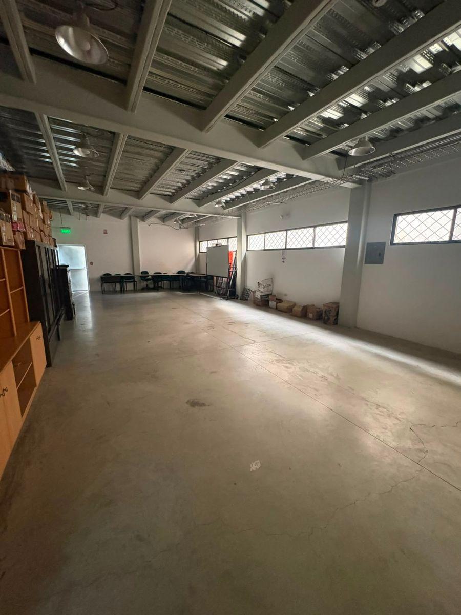 Se Vende Edificio Comercial en El Sector Kennedy Nueva, Guayas — imagen 2