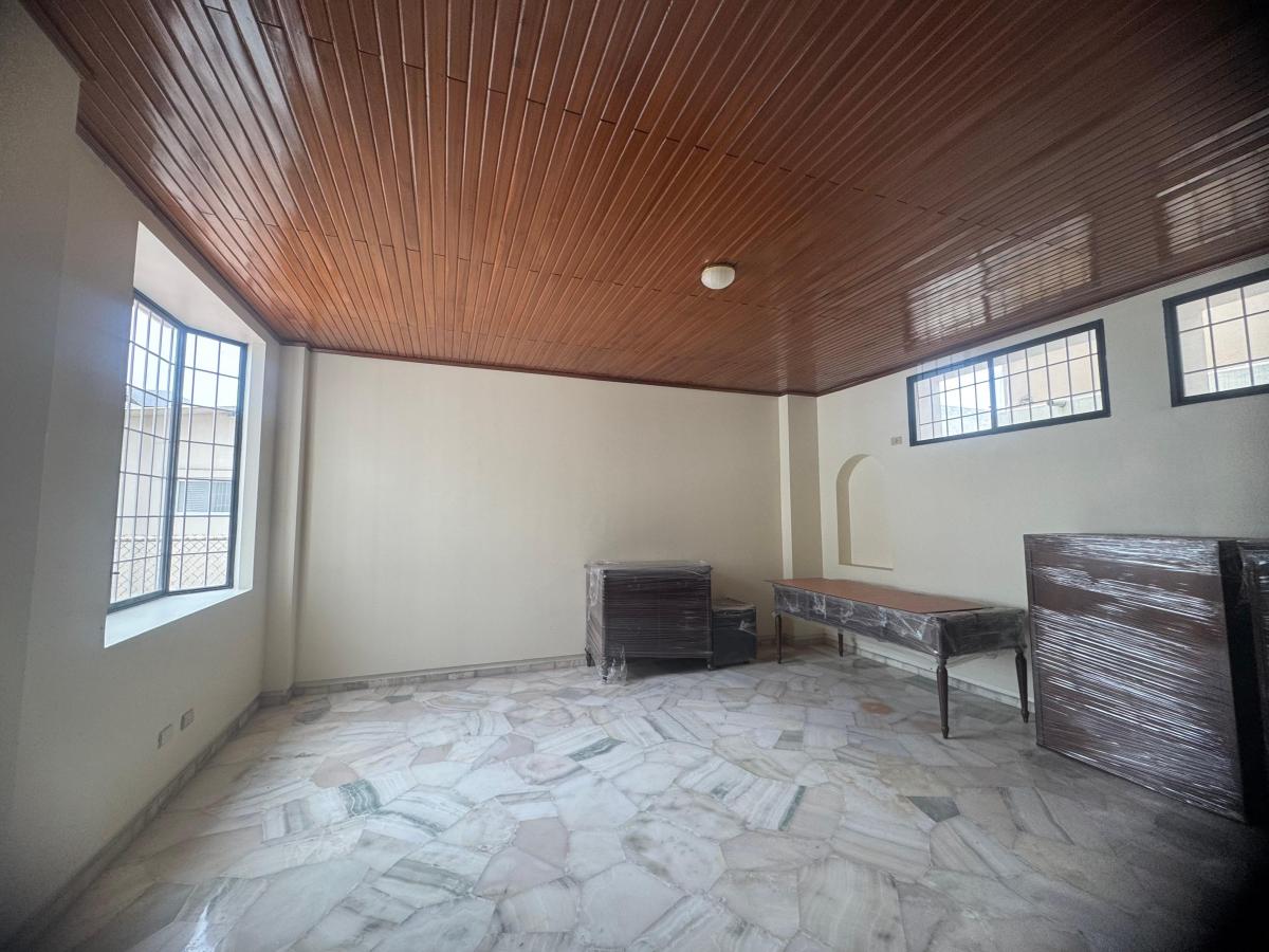 Kennedy Norte Casa Comercial Apta Para Oficina Corporativa con 330 m² Impecable, Guayas — imagen 9