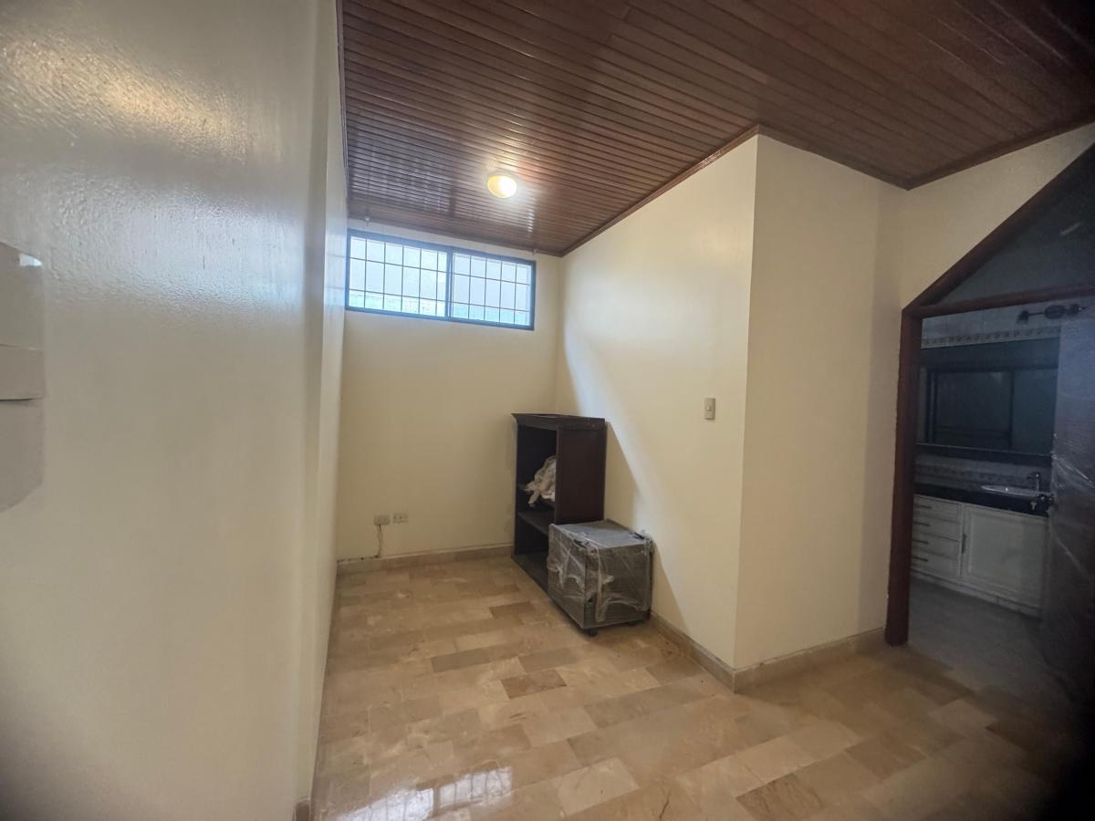 Kennedy Norte Casa Comercial Apta Para Oficina Corporativa con 330 m² Impecable, Guayas — imagen 7
