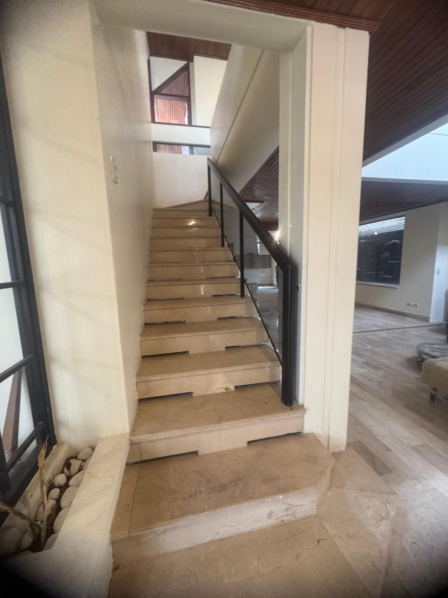 Kennedy Norte Casa Comercial Apta Para Oficina Corporativa con 330 m² Impecable, Guayas — imagen 2