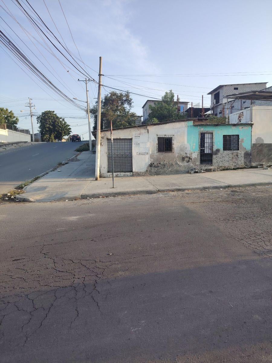 Vendo Terreno Esquinero de 250 m² a 2 Calles de La Av Principal de La Libertad — imagen 7
