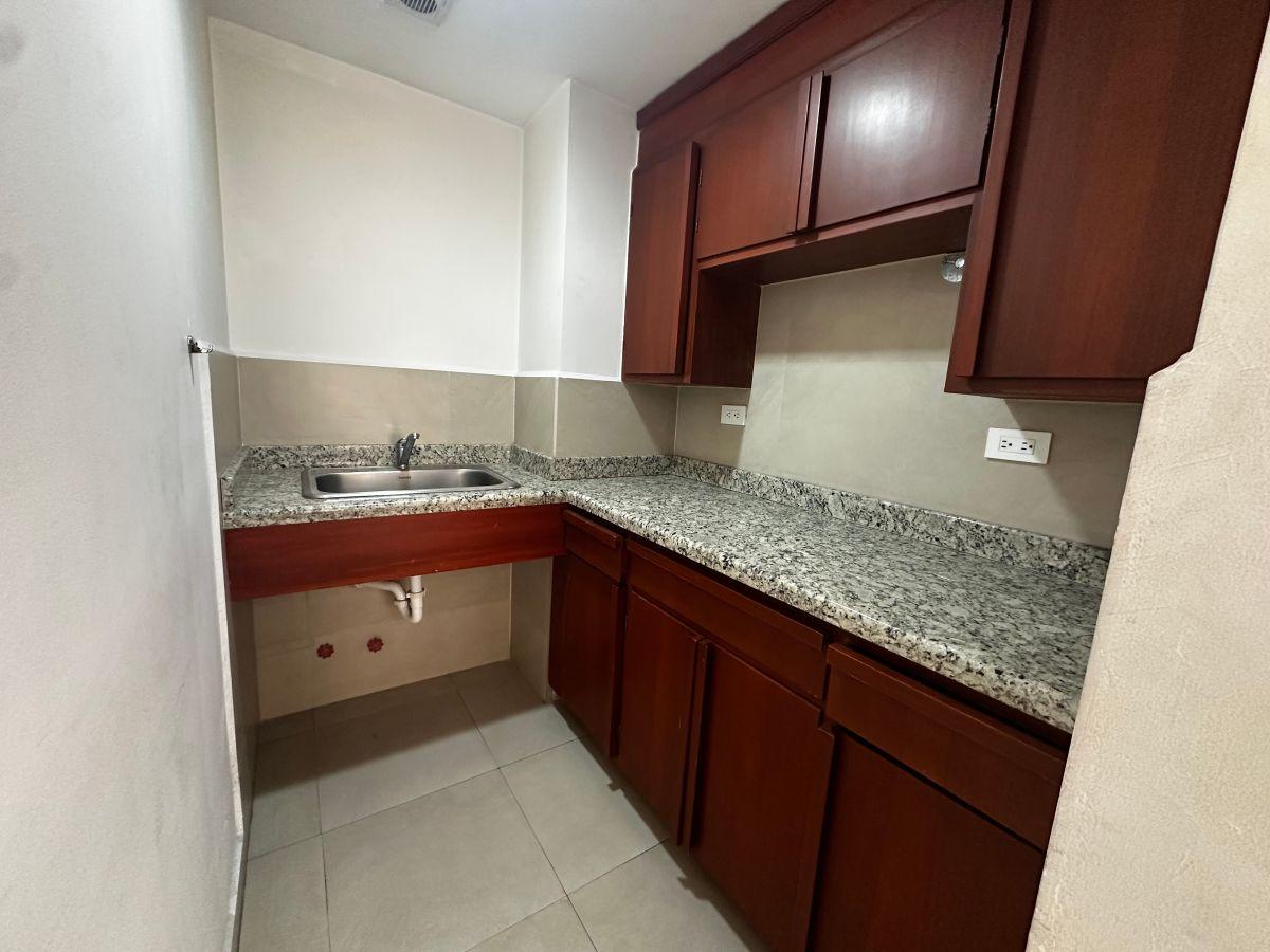 Se Vende Oficina con Vista Frontal a República del Salvador, Opción Departamento — imagen 5