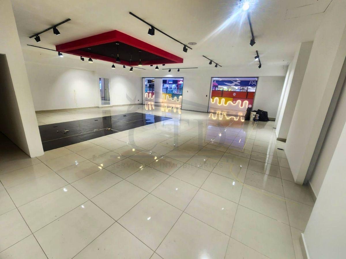 Local Comercial de 150 m² en Venta – Centro Comercial El Recreo — imagen 9
