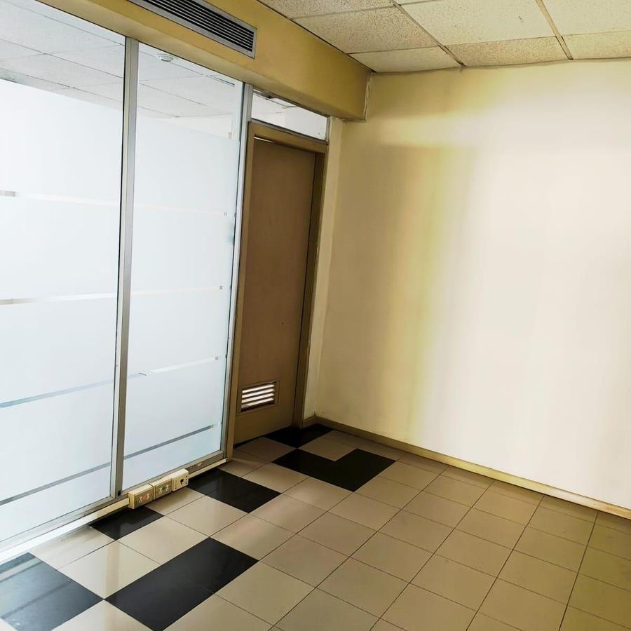 Venta de Oficina, Seguridad 24/7, Alborada 8, Guayas — imagen 2