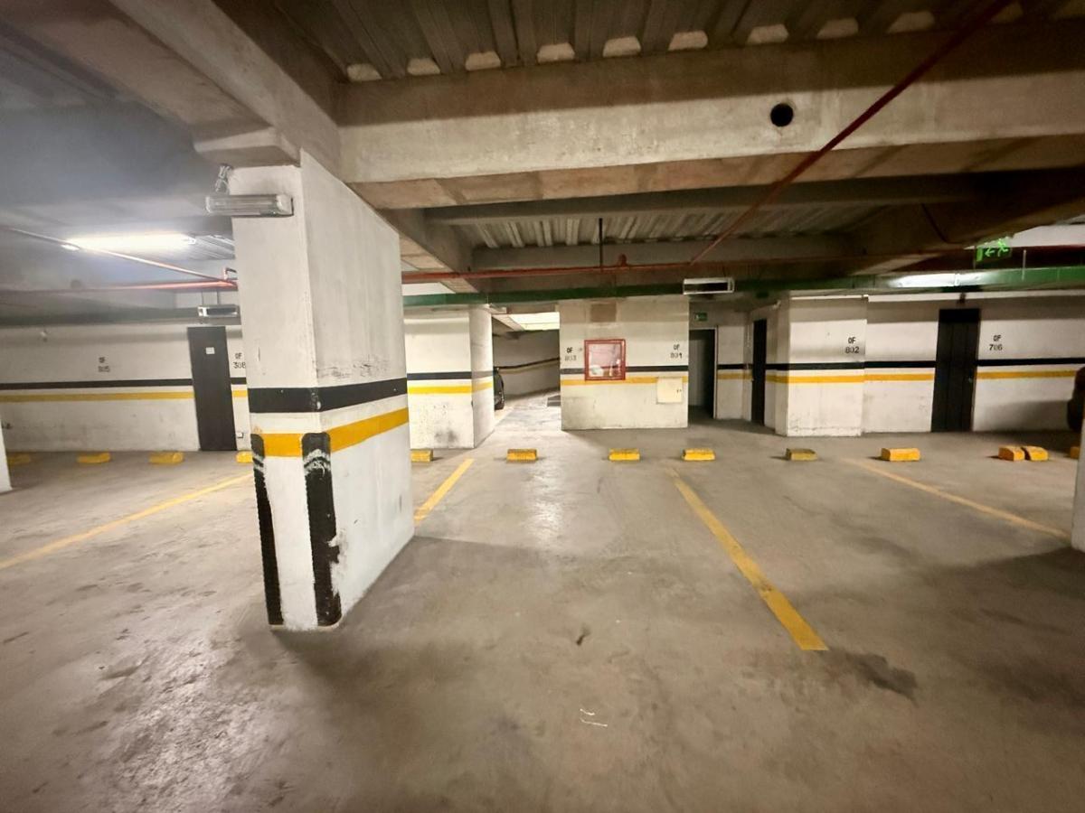 Venta Oficina con Parqueadero, Sector Bellavista — imagen 3