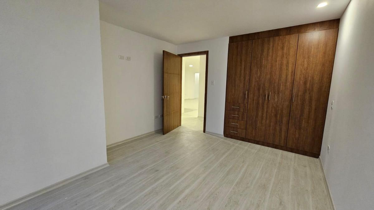 Vendo Departamento Urb. Jardines de Amagasi, Solca Cerca de Embajada Americana — imagen 10