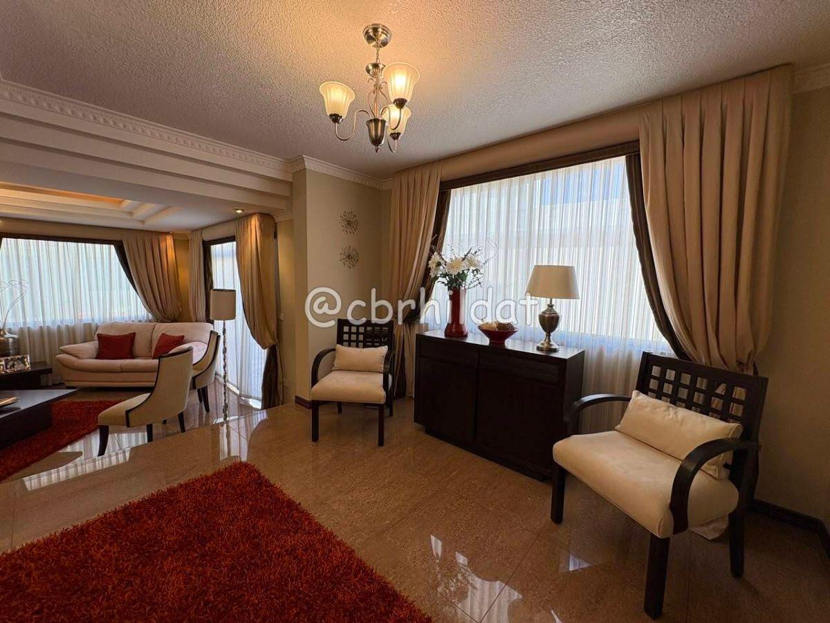 H/ Urb. El Condado, Casa Independiente en Venta 230.000usd — imagen 8