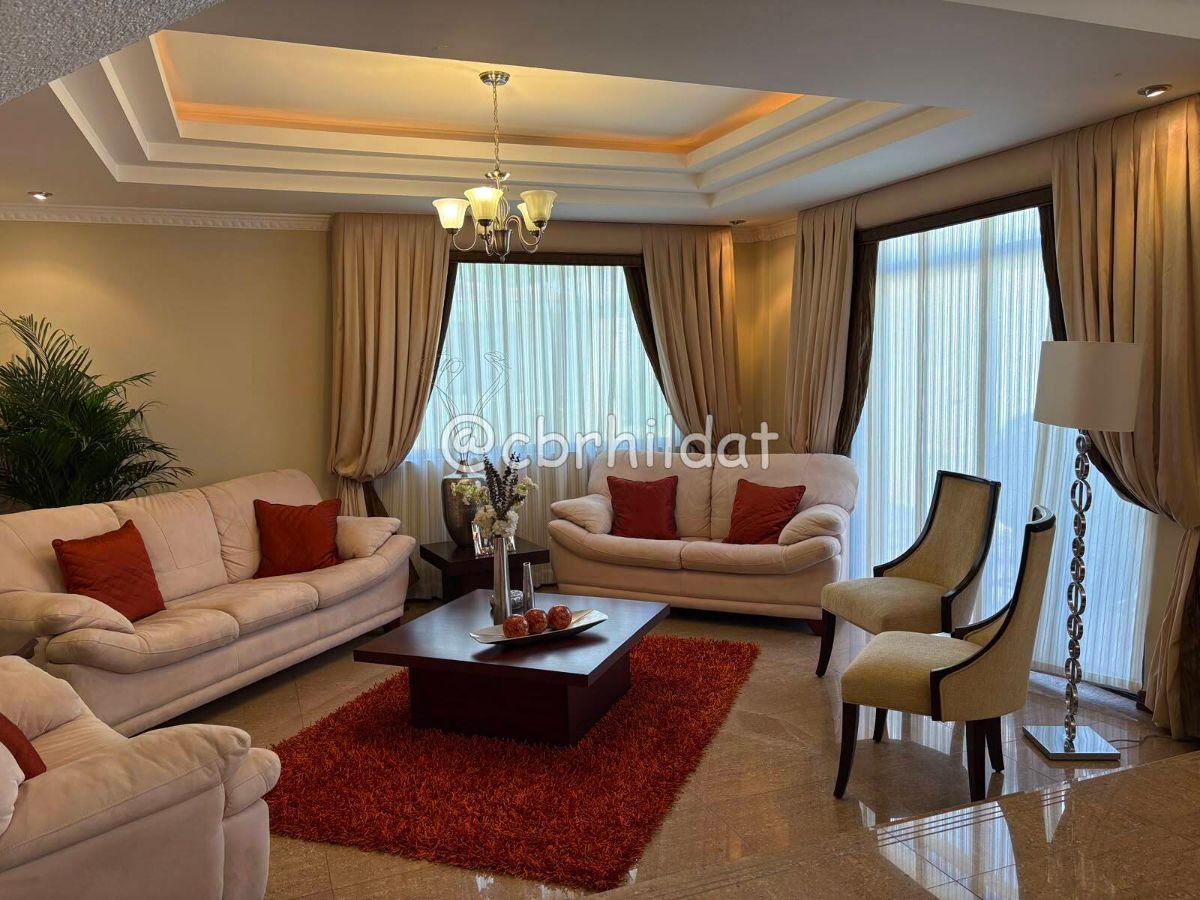 H/ Urb. El Condado, Casa Independiente en Venta 230.000usd — imagen 2