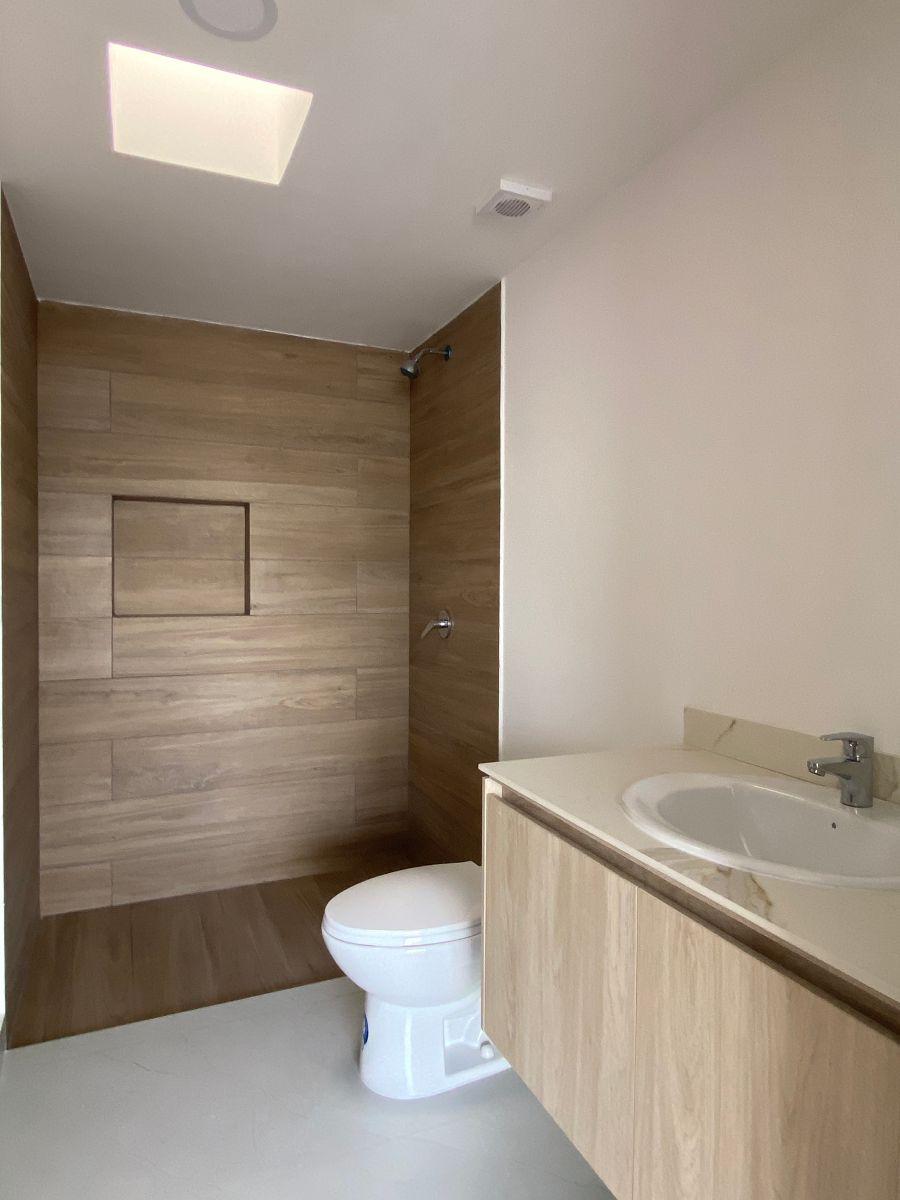 Suite de 57 m² Mas Patio de 19 m², Incluye Parqueadero y Bodega. Provincia de Pichincha — imagen 4