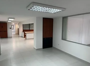 Vendo - Hermosa Oficina - Frente Al Swissotel — imagen 4