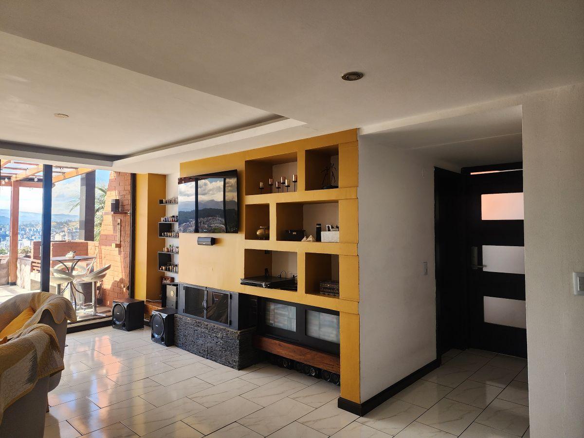 Excelente Vista! Vendo Departamento Grande Sector Bosque Colinas del Pichincha — imagen 10