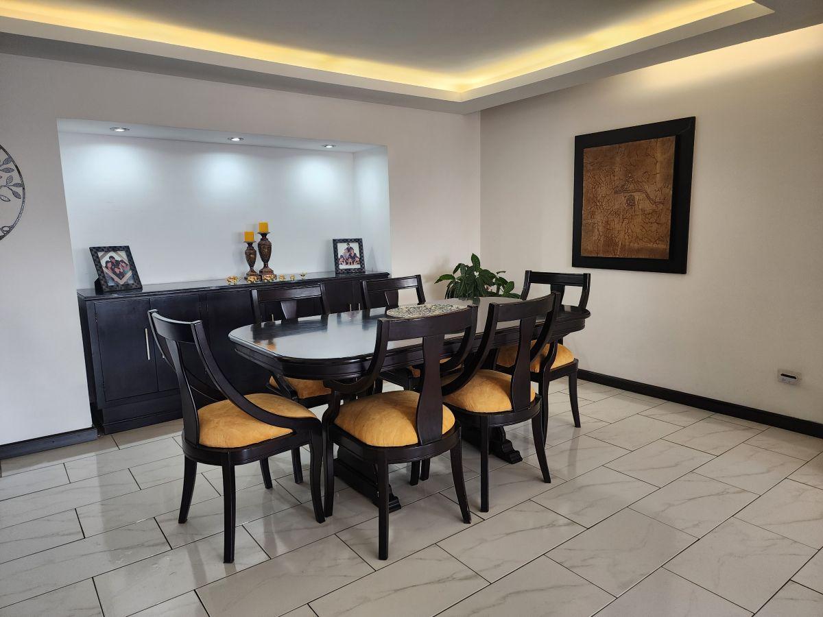 Excelente Vista! Vendo Departamento Grande Sector Bosque Colinas del Pichincha — imagen 8