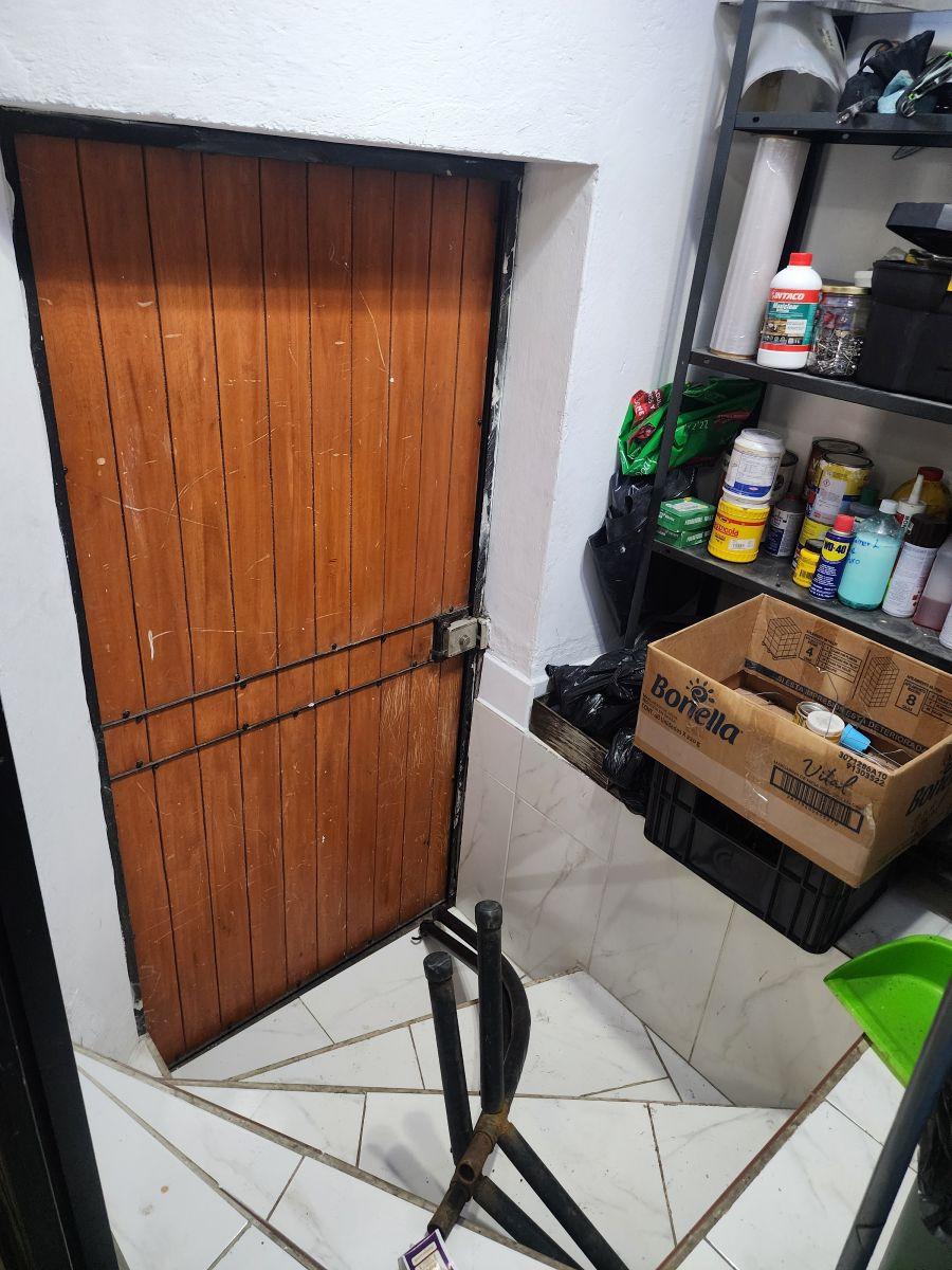 Excelente Vista! Vendo Departamento Grande Sector Bosque Colinas del Pichincha — imagen 2